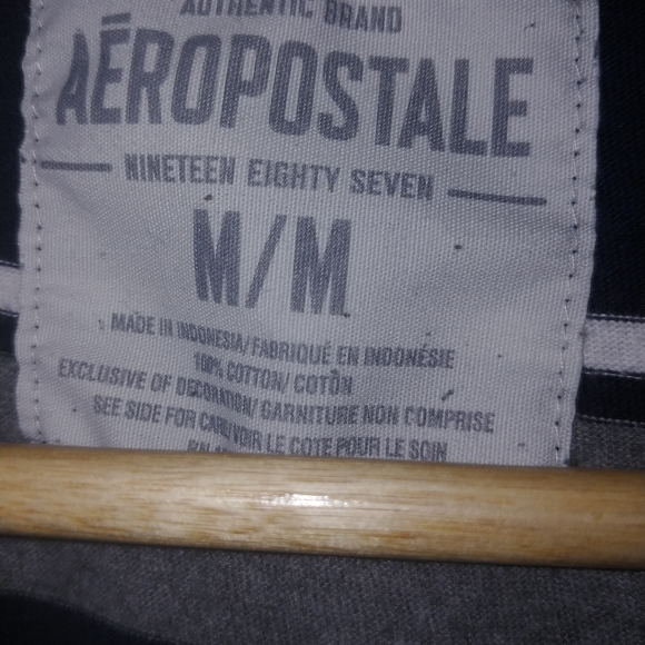 Aeropostale men's medium tee shirt. - Picture 3 of 3